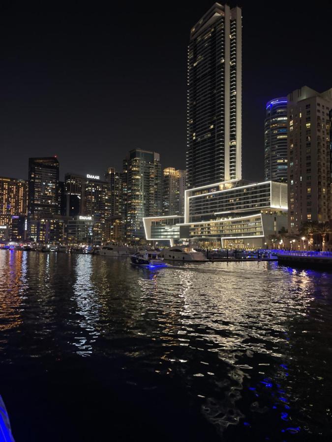 Private Gorgeous Room With Marina View With Shared Kitchen In Shared Apartment Dubaj Exteriér fotografie